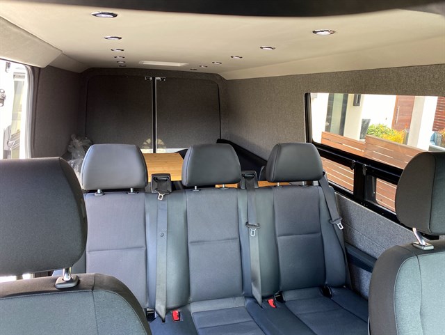 Mercedes Sprinter photo 39