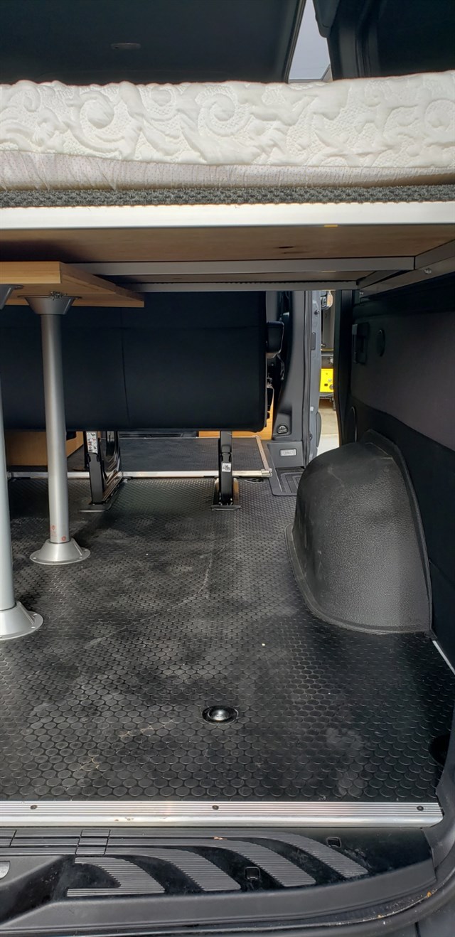 Mercedes-Benz Sprinter photo 35