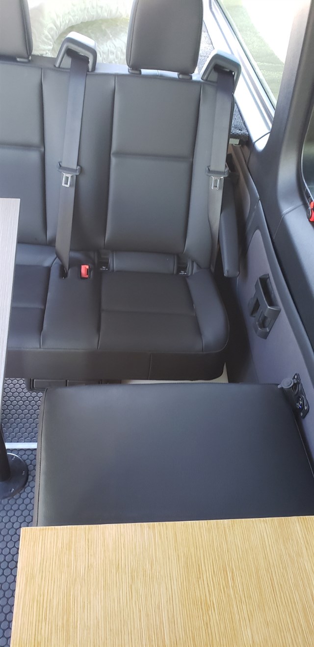 Mercedes-Benz Sprinter photo 48