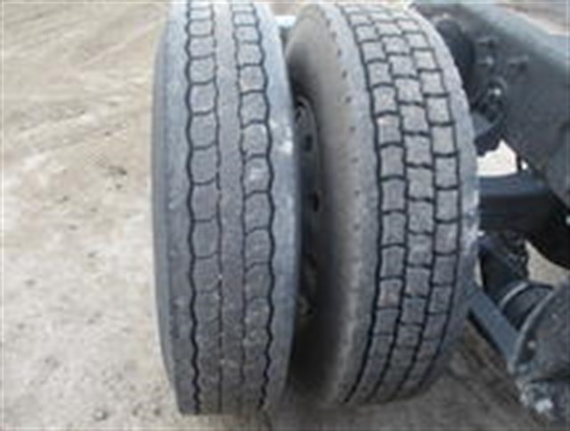 Freightliner Cascadia photo 11