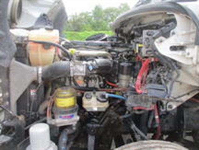 Freightliner M2 photo 11