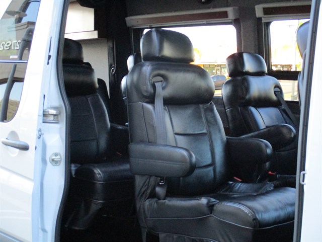 Mercedes-Benz Sprinter photo 6
