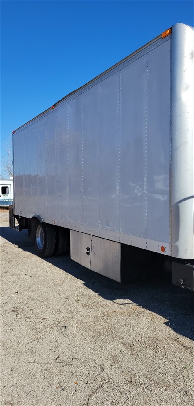 Freightliner M2 photo 8