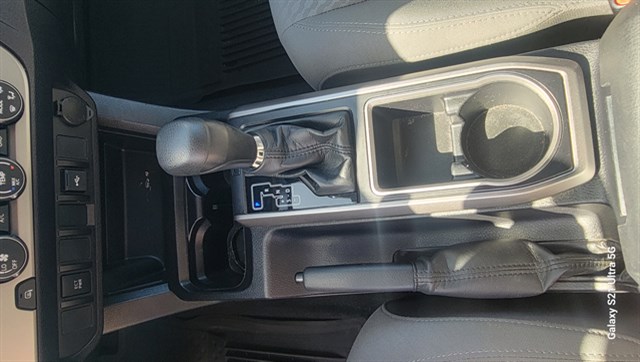 Toyota Tacoma photo 10