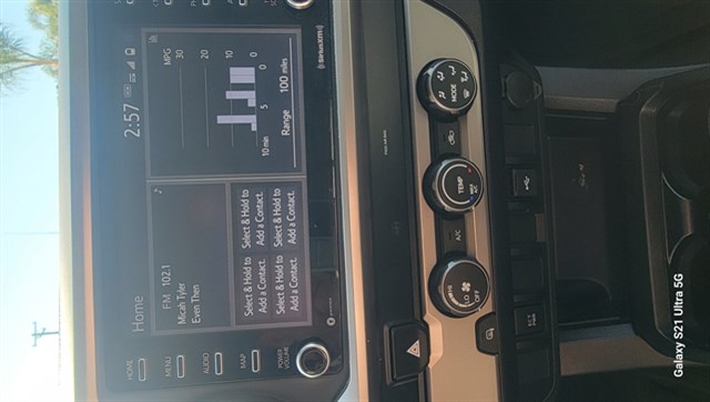 Toyota Tacoma photo 11