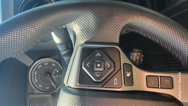 Toyota Tacoma photo 12