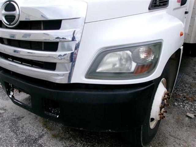 Hino Conventional Cab photo 15