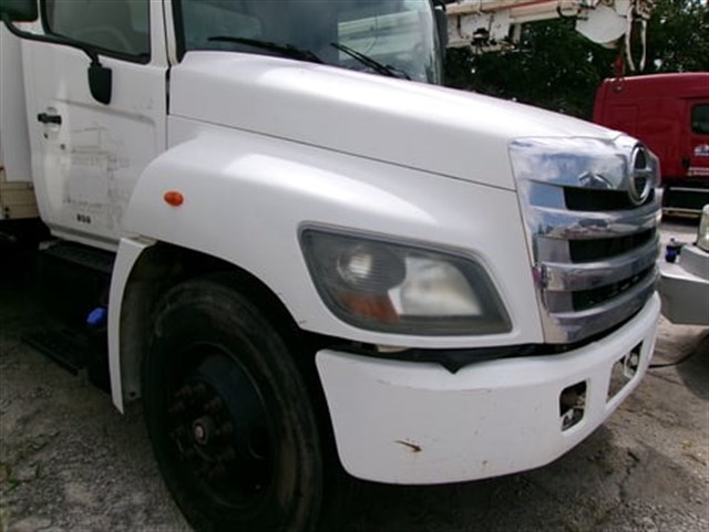 Hino Conventional Cab photo 14