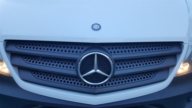 Mercedes-Benz Sprinter photo 11