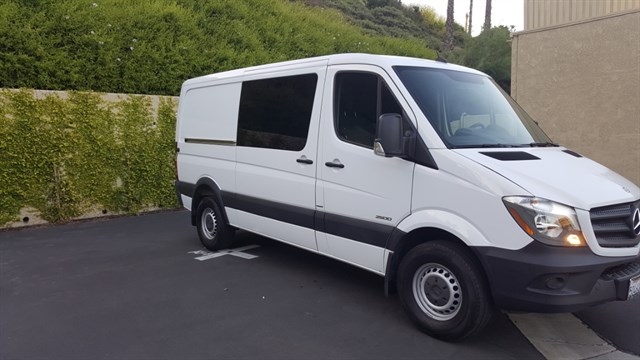 Mercedes-Benz Sprinter photo 5