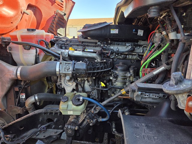 Freightliner Cascadia photo 6