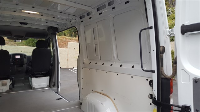 Mercedes Benz Sprinter photo 12