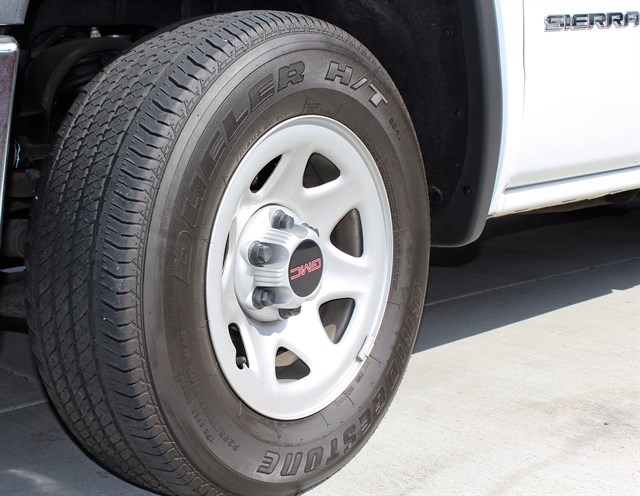 GMC Sierra photo 8