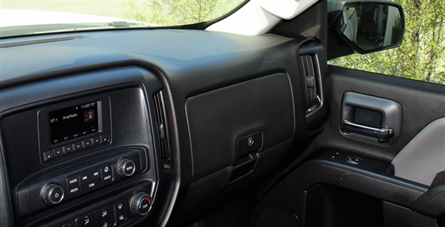 GMC Sierra photo 12