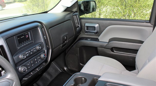 GMC Sierra photo 11