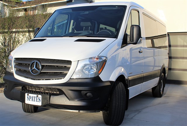 Mercedes-Benz Sprinter photo 3
