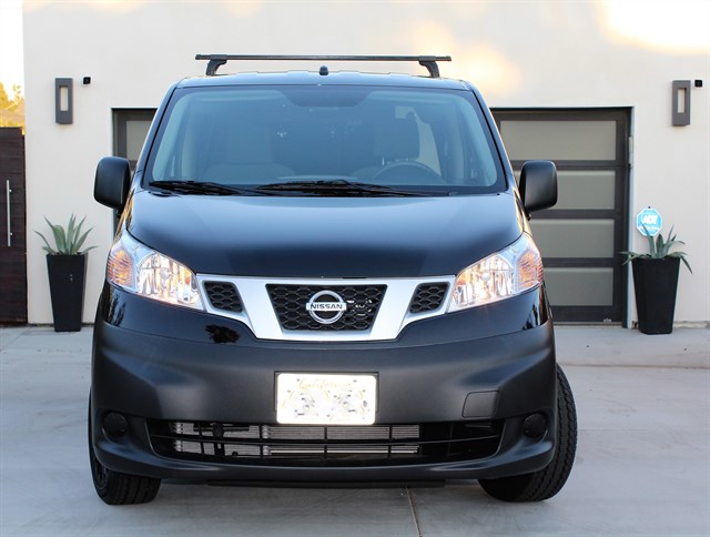 Nissan NV200 photo 2
