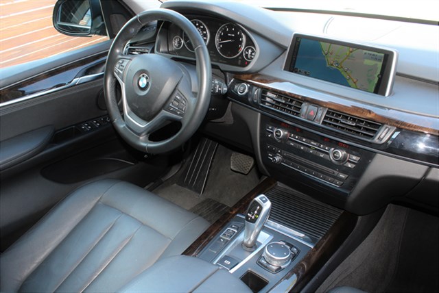 BMW X5 photo 7