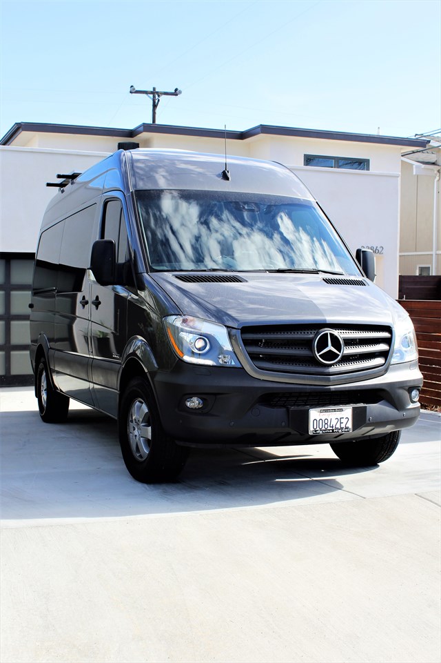 Mercedes-Benz Sprinter photo 5