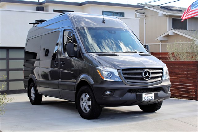 Mercedes-Benz Sprinter
