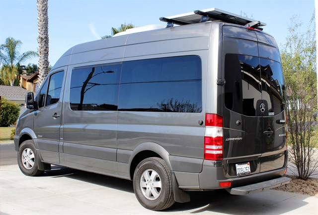 Mercedes-Benz Sprinter photo 3