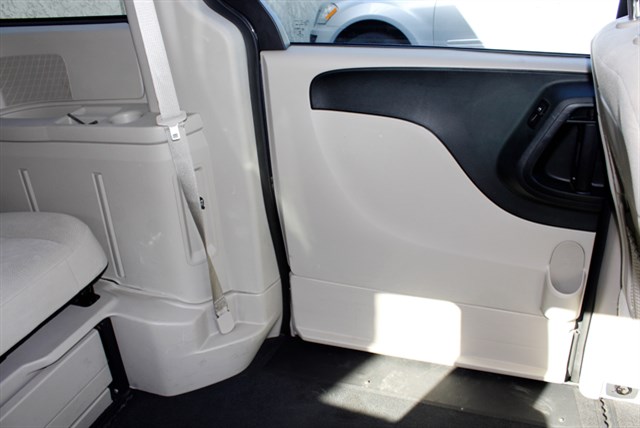 Dodge Grand Caravan photo 19