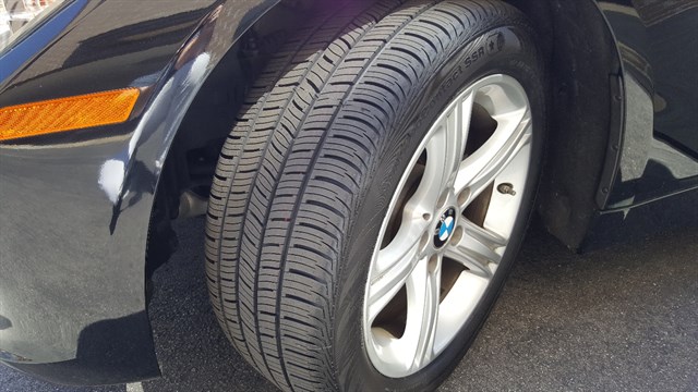 BMW 3 Series photo 8