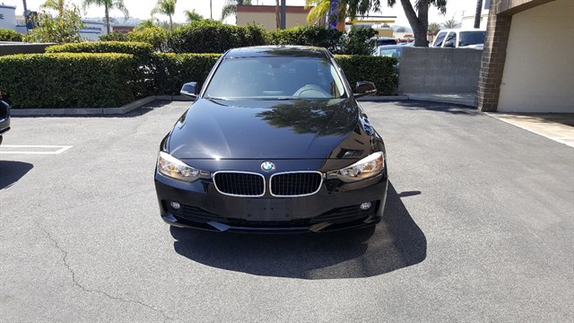 BMW 3 Series photo 6