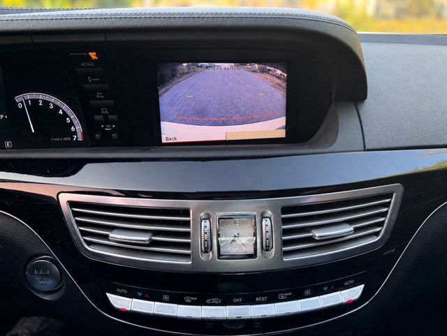Mercedes-Benz S-Class photo 10