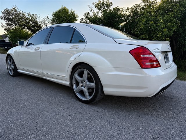 Mercedes-Benz S-Class photo 8