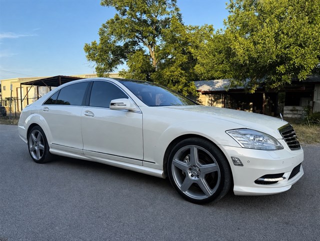 Mercedes-Benz S-Class photo 4