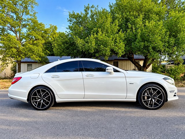 Mercedes-Benz CLS-Class photo 2