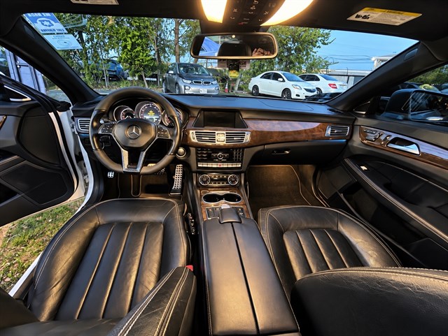 Mercedes-Benz CLS-Class photo 4