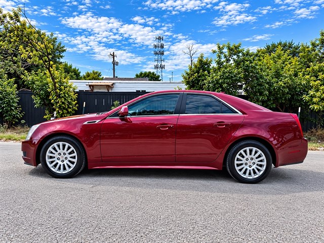 Cadillac CTS photo 14