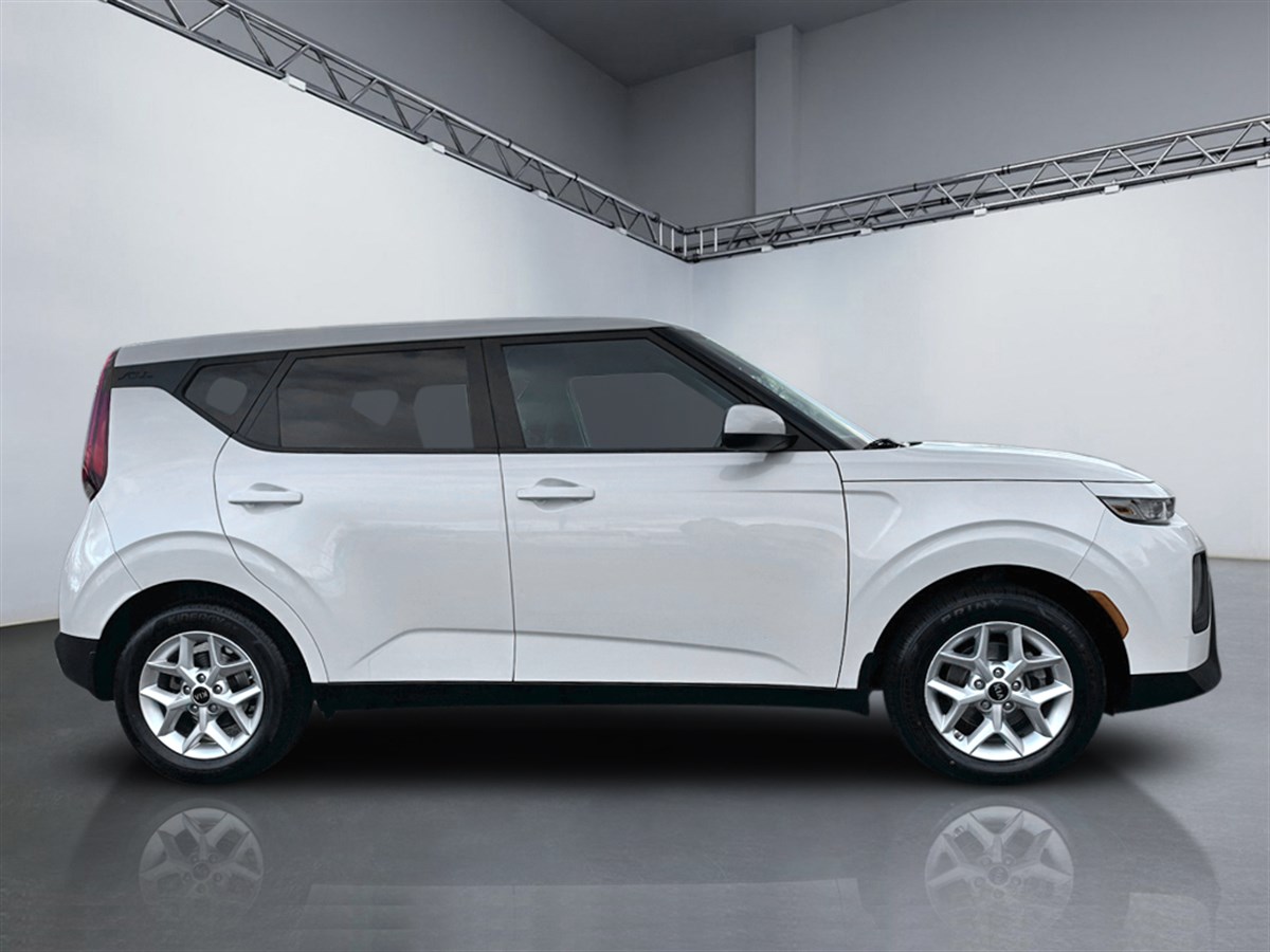 2020 Kia Soul photo 3