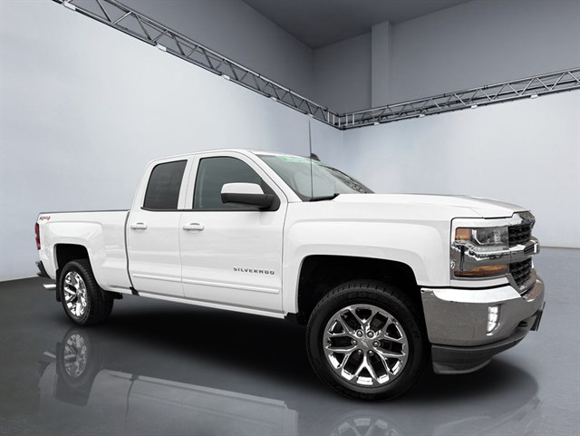 2017 Chevrolet Silverado 1500 LT's photo