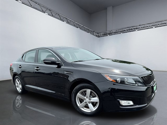 2015 Kia Optima LX AT's photo
