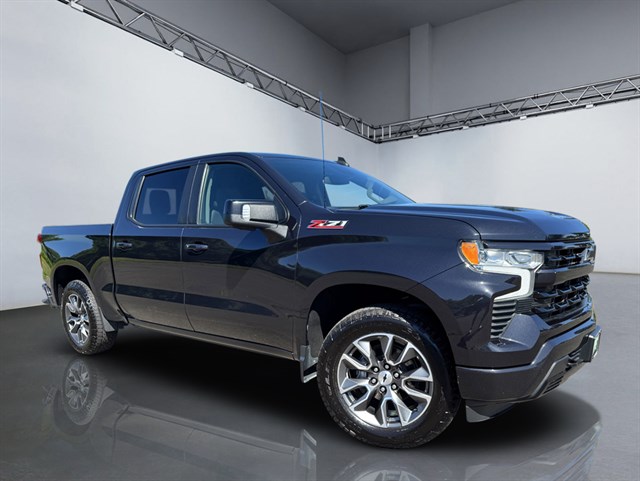2022 Chevrolet Silverado 1500 RST 4X4 Crew Cab Short Box's photo
