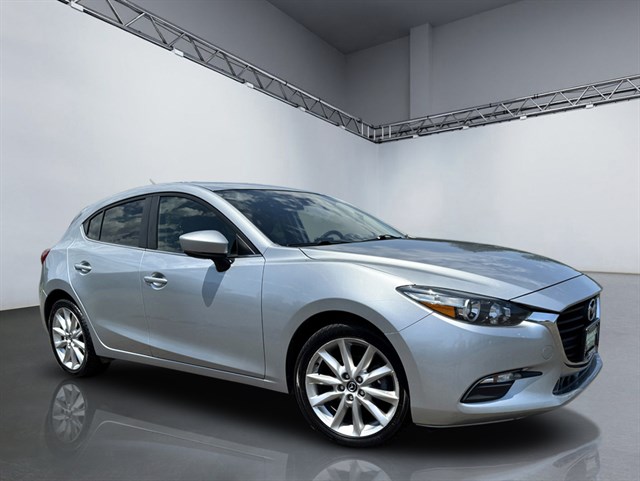2017 Mazda CX-3 Touring 2.5 AT 5-Door SKYACTIV's photo