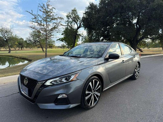2019 Nissan Altima SR