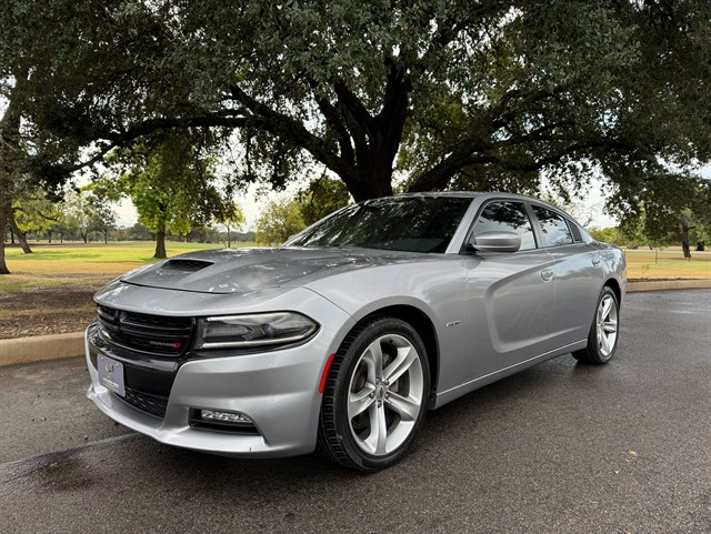 2018 Dodge Charger R/T's photo