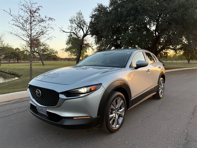 2021 Mazda CX-30 Select's photo
