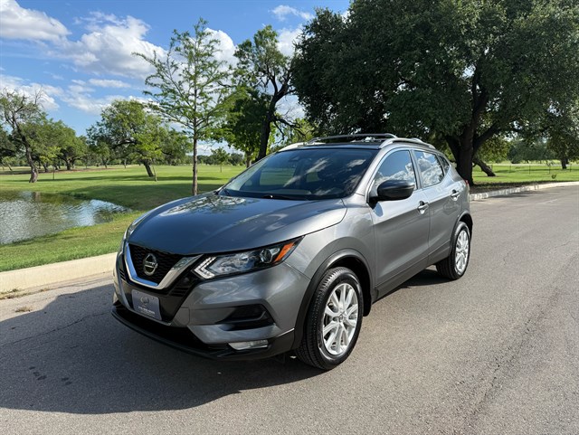 2021 Nissan Rogue Sport SV FWD's photo