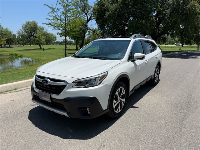 2020 Subaru Outback Limited's photo