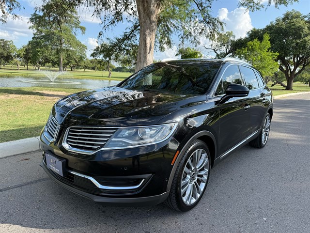 2016 Lincoln MKX Reserve FWD's photo