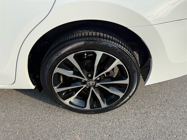 Toyota Corolla photo 9
