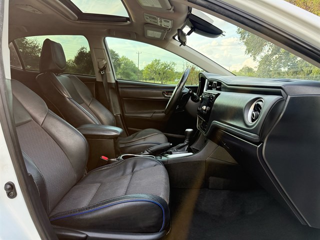 Toyota Corolla photo 12