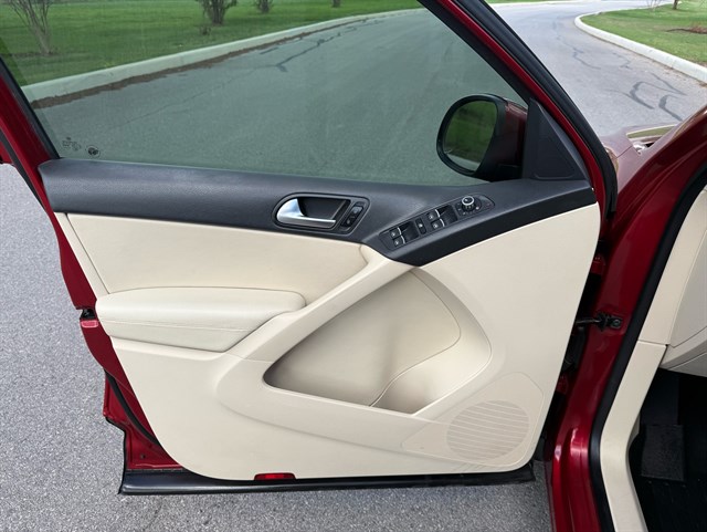 Volkswagen Tiguan photo 10