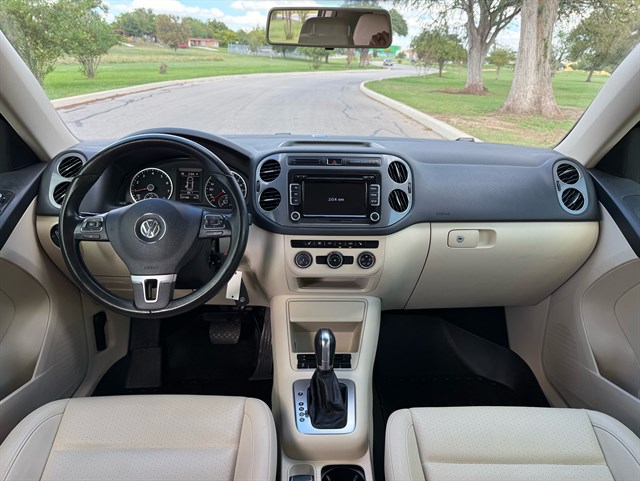 Volkswagen Tiguan photo 16