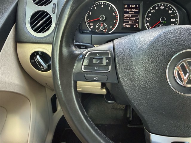 Volkswagen Tiguan photo 18